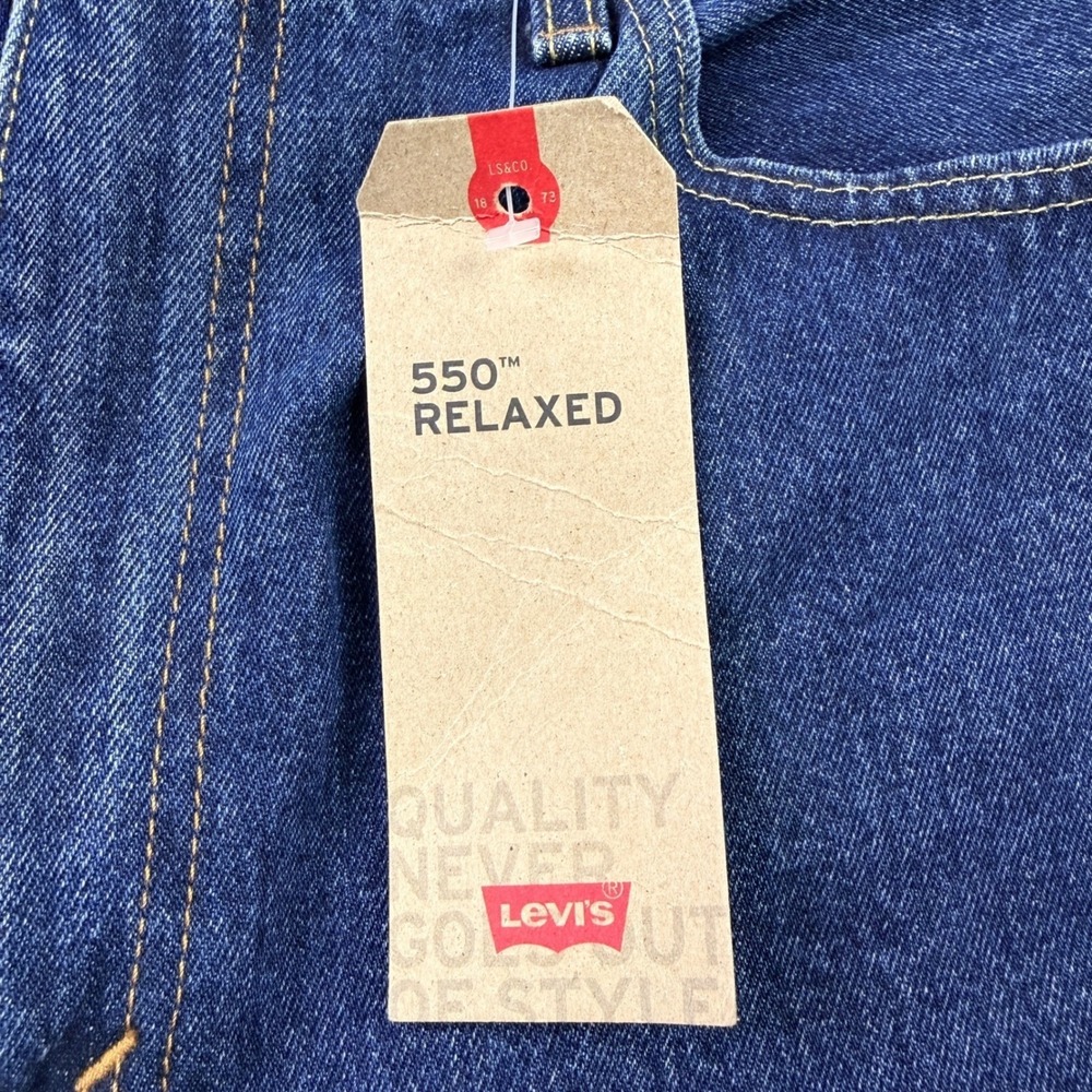 Levi Strauss 550 Mens Relaxed Fit Dark Wash Denim Jeans 38x30 NWT - Picture 5 of 8